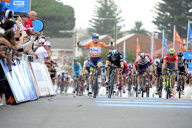 Simon Gerrans wins stage 4